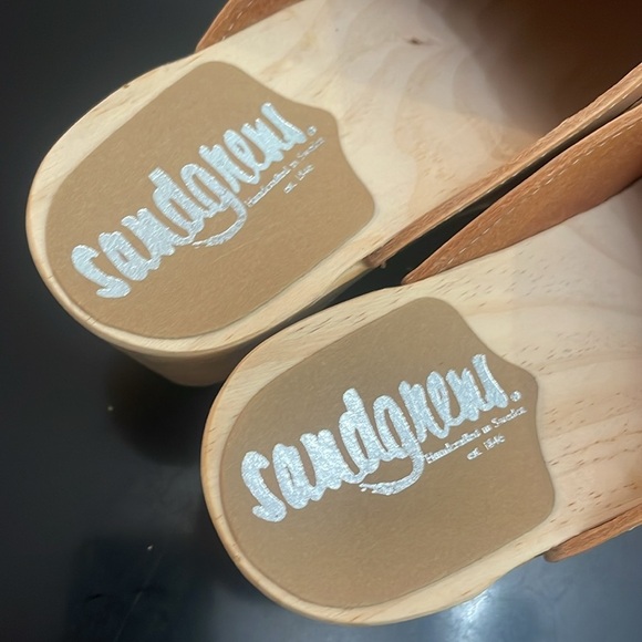 Sandgrens Venice Ecru Fringed Mules Clogs Size 39 US 8/8.5 - Picture 9 of 16